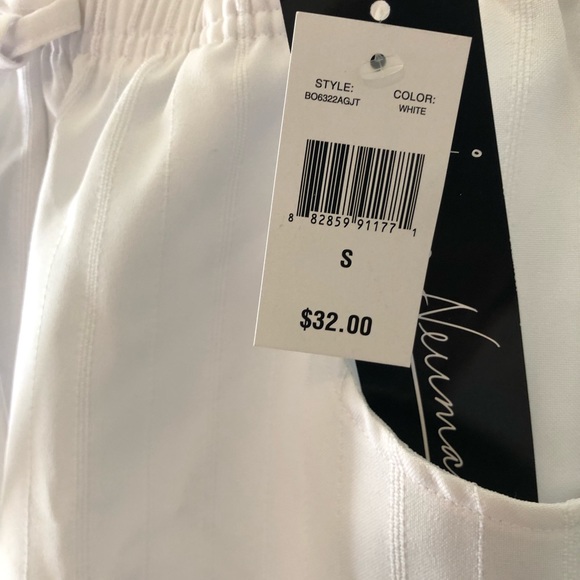 NEW Jeno Newman White Capris - Picture 7 of 10